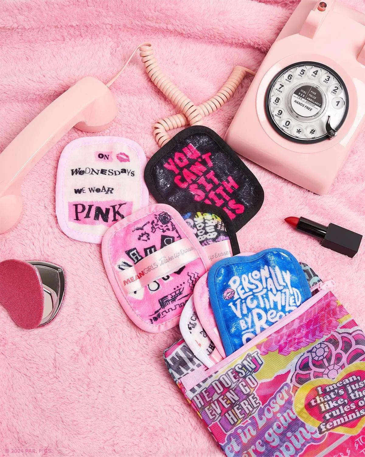 Mean Girls MakeUp Eraser 7-Day Gift Set TM & 2024 Paramount